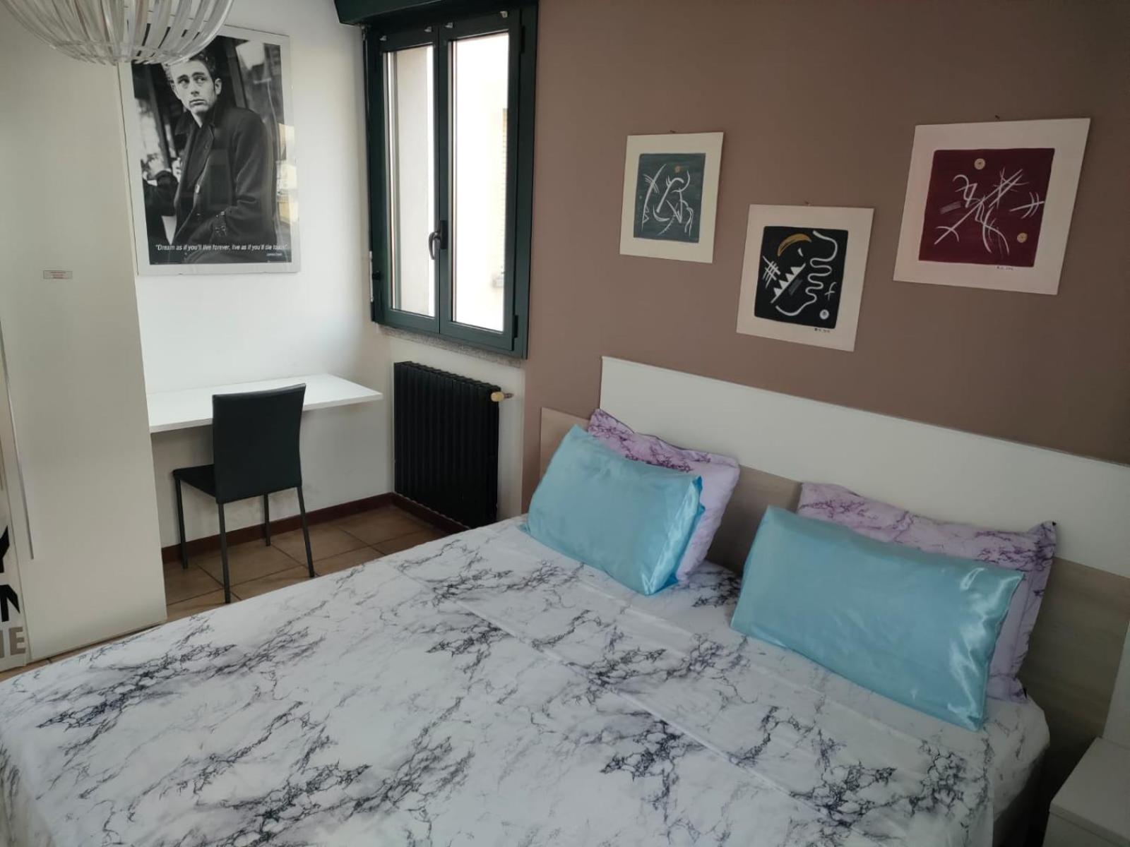 Bernina Station Center Apartment - Tirano Buitenkant foto