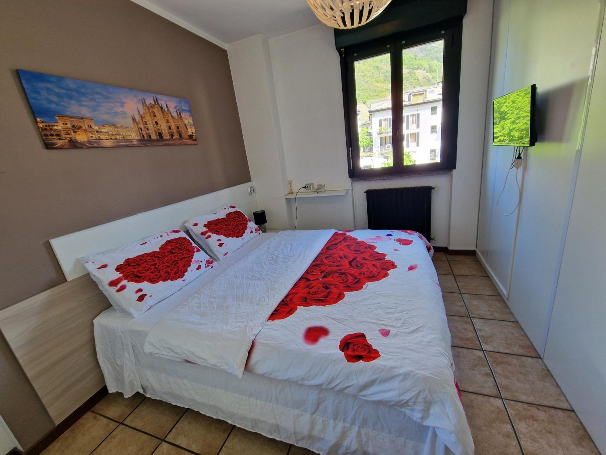 Bernina Station Center Apartment - Tirano Buitenkant foto